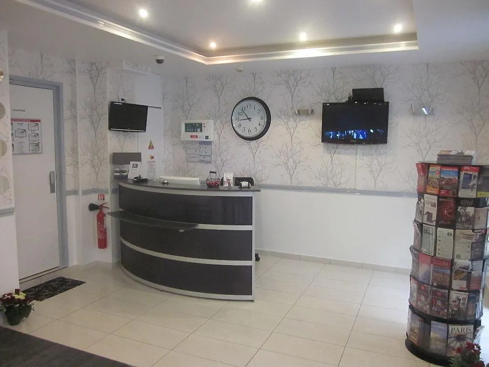 Hotel Paris Lecluse 3*,